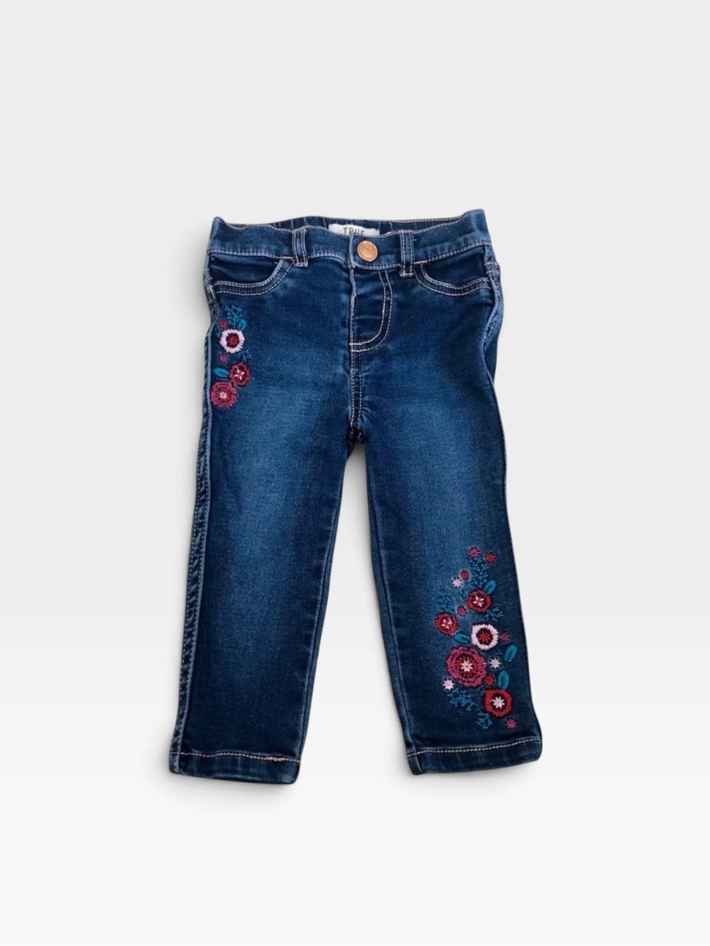 NWOT True Craft Embroidered Jeans